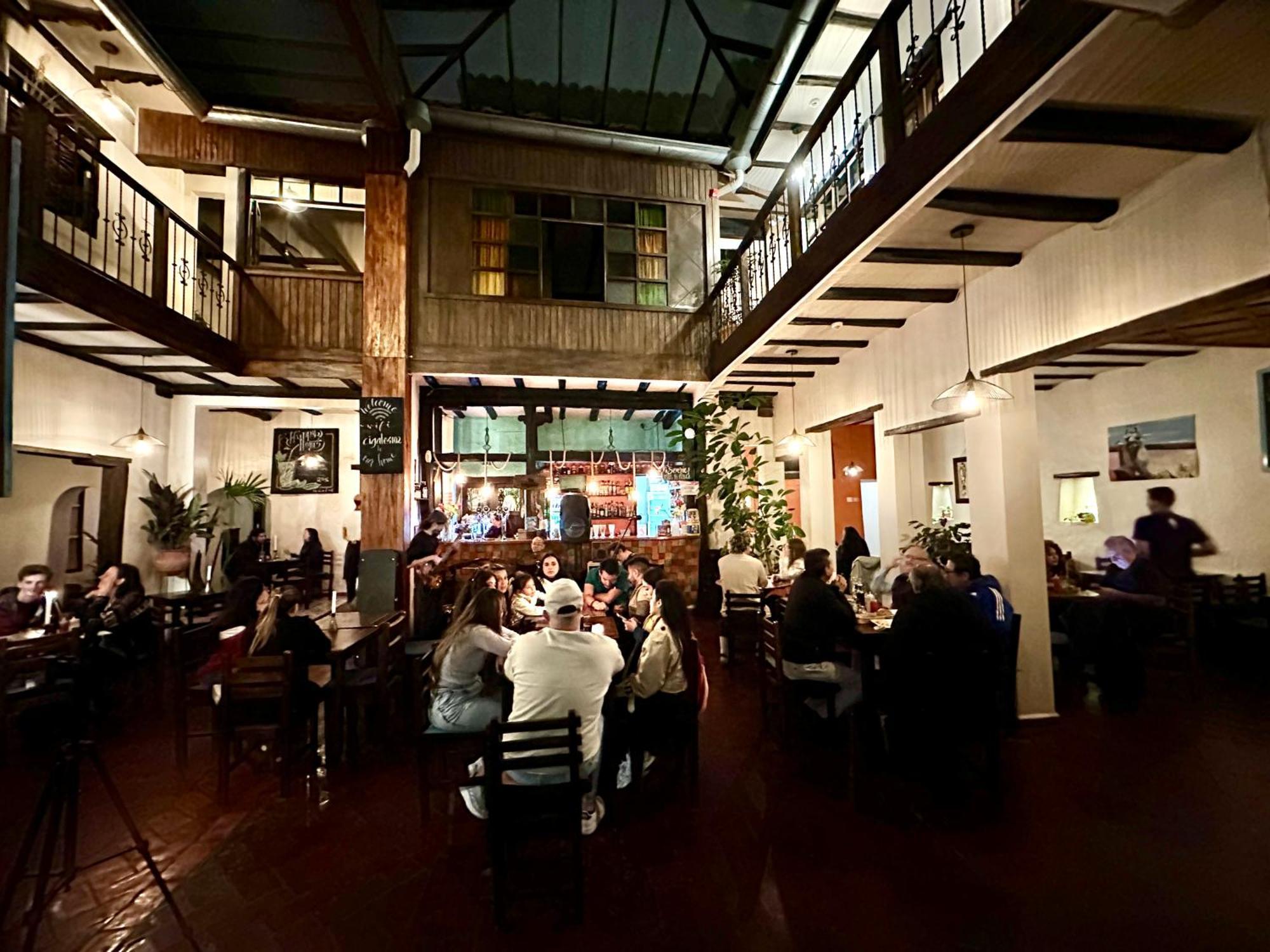 Hostal Restaurant La Cigale Cuenca Exterior photo